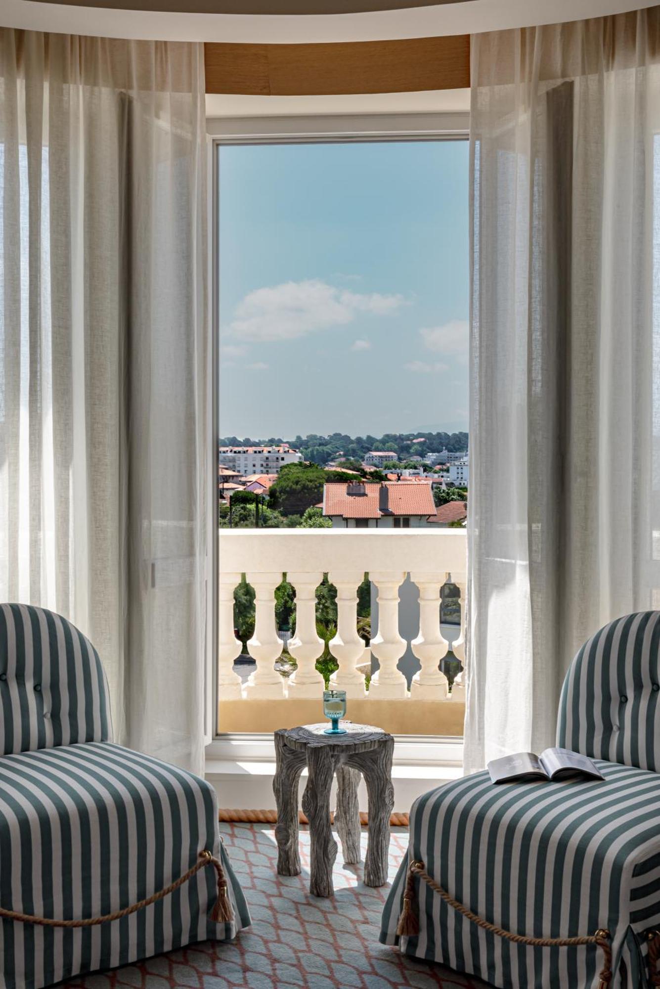 Superior Double or Twin Room City View